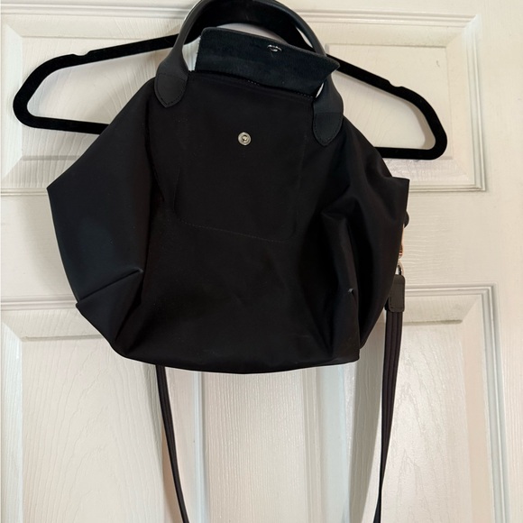 Black Longchamp le Pilage  Bag - Picture 1 of 4